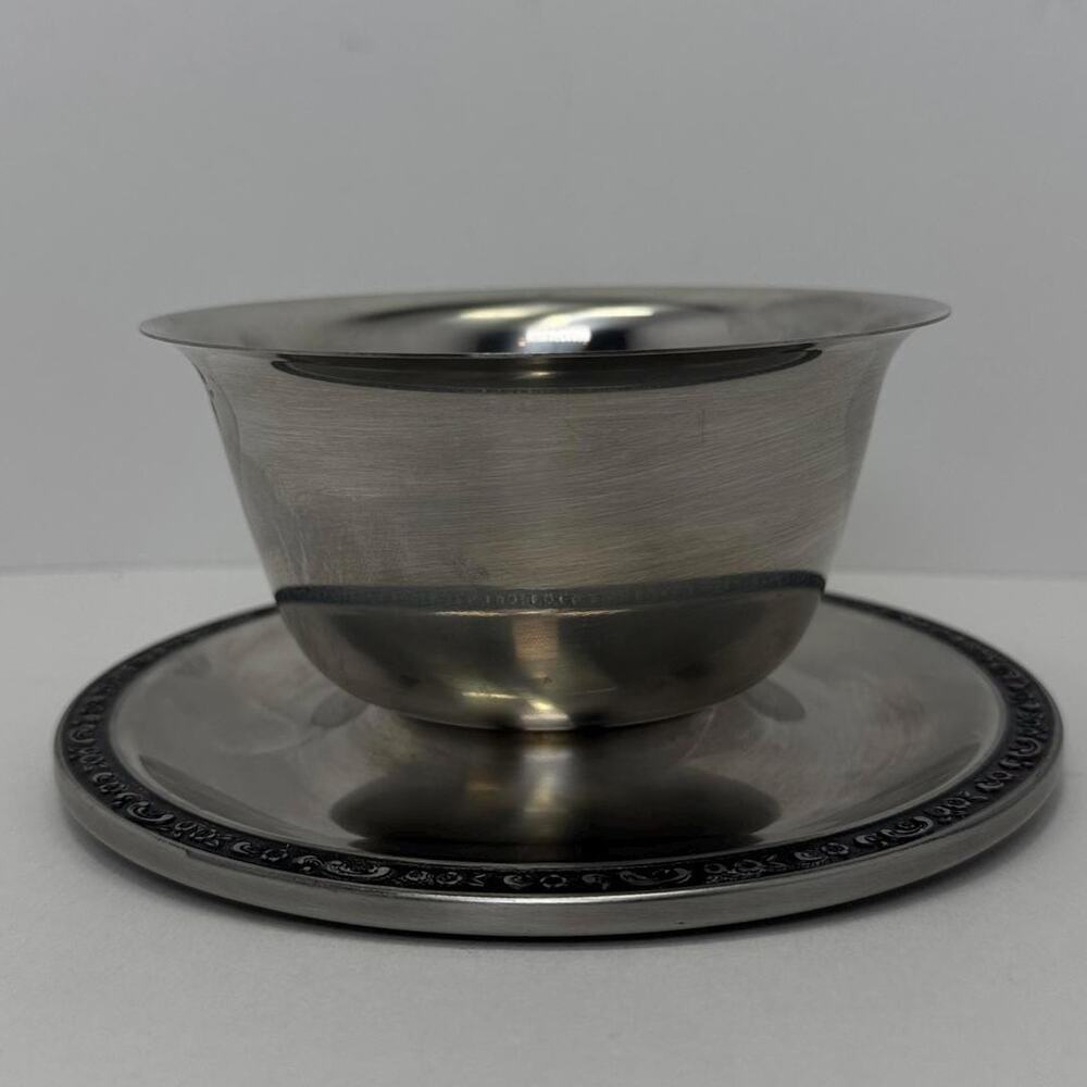 Vintage Oneida Custom 18/8 Stainless Serving Bowl with attached Saucer MCM